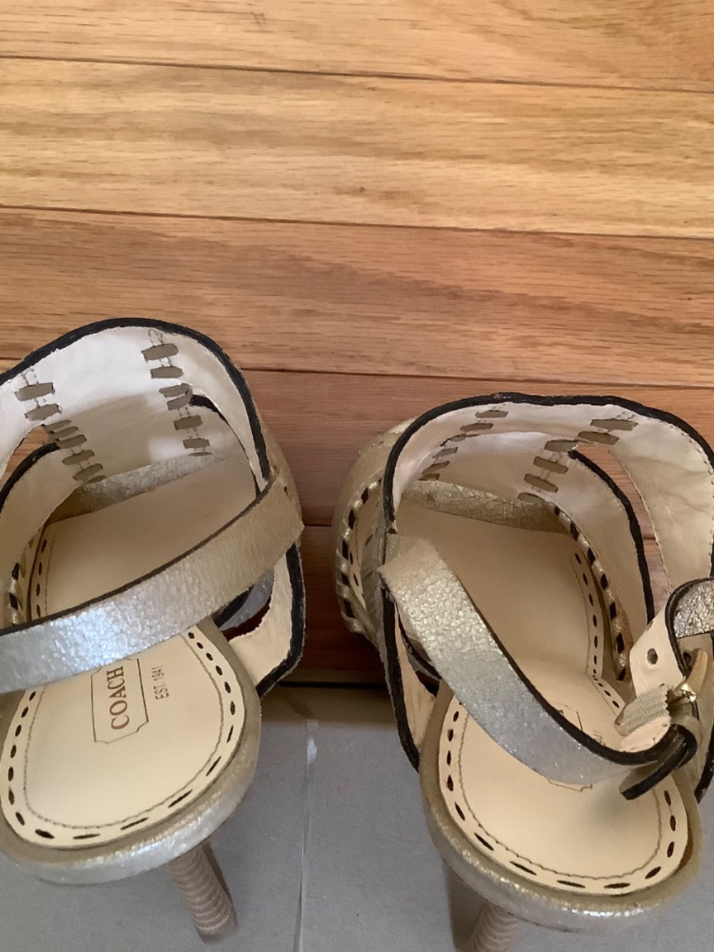 Coach Kareena Brushed Gold Whipstitch Metallic Leather High Heel Sandals SZ 9.5 - Picture 9 of 13